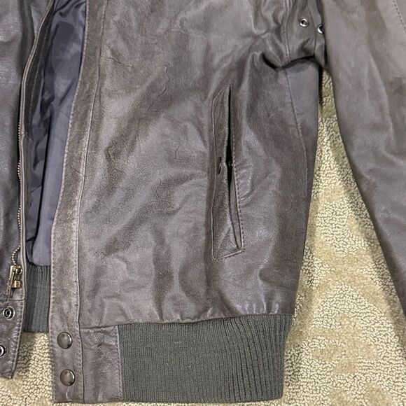 Bertini Men's 40 Dark Brown Leather Classic Bomber Jacket - Picture 3 of 10
